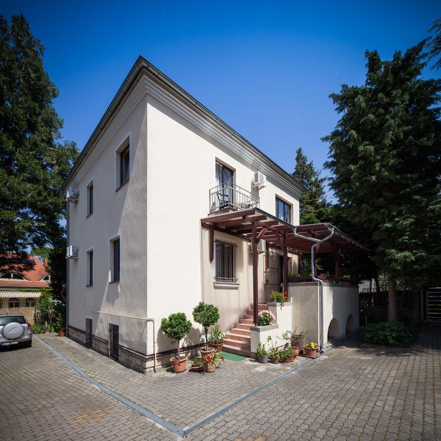 Villa Cecile Sopron Extérieur photo